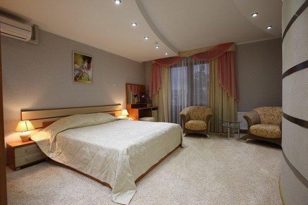 Prestige Hotel 戈梅利 外观 照片